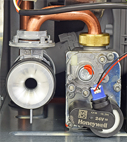 wc greenstar style 8700 j66853 gv in situ.jpg